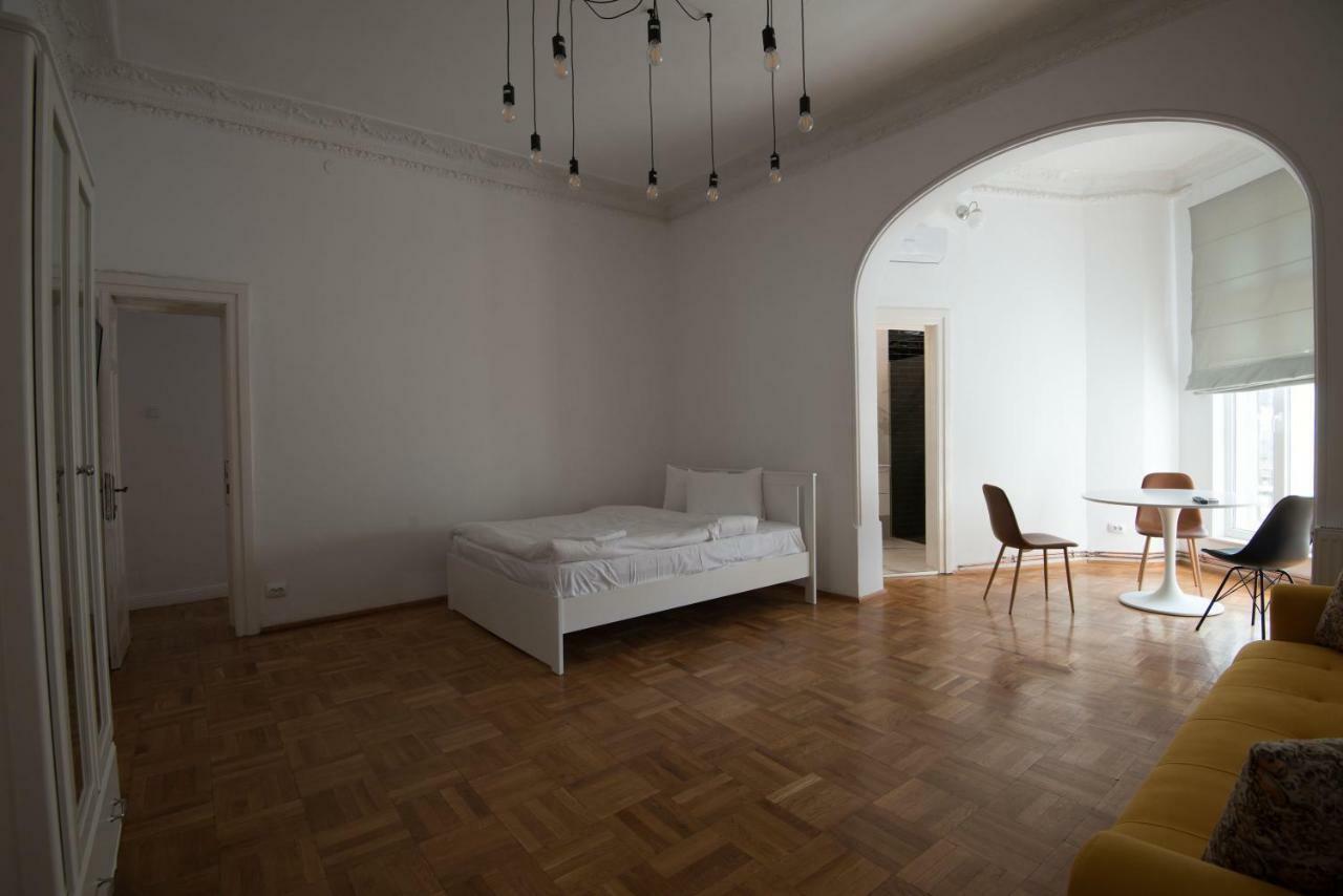 George Enescu Suites Bucharest Exterior photo